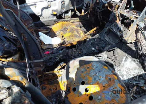 1985 Mazda Rx7 12A z USA, uszkodzony, nr VIN JM1FB3317F0888880